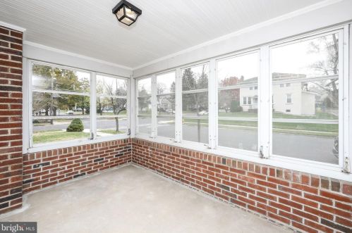 31 Graisbury Ave, Camden NJ 08106-2035 exterior