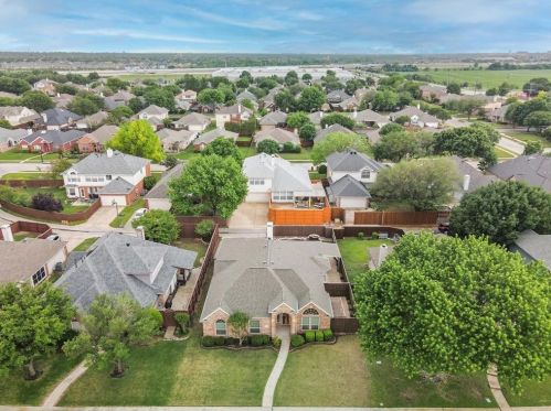 10703 Wild Oak Dr, Frisco TX 75035-8575 exterior