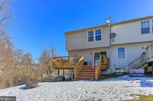 80 Frst Vw Ter, Hanover PA 17331-7449 exterior