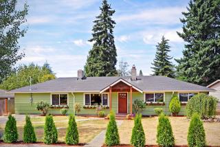 11809 18th Ave, Seattle WA  98166-1718 exterior