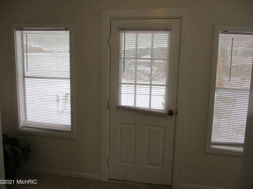 840 Delray Ave, Grand Rapids MI 49546-2329 exterior