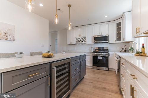 928 47th Pl, Washington DC  20019-3720 exterior