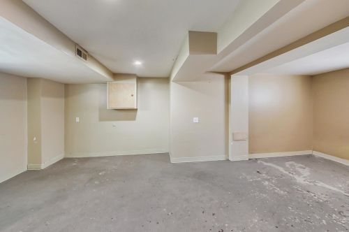 8908 Dorchester Ave, Chicago IL 60619-7005 exterior