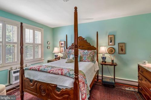 107 Harvard St, Alexandria VA 22314-2712 exterior