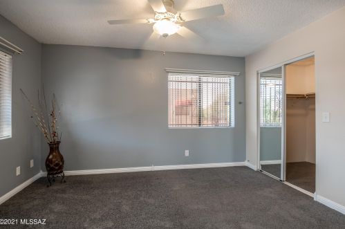 124 Pastime Rd, Tucson AZ 85705-3399 exterior