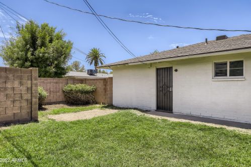 6107 12 Pl, Phoenix AZ 85014-6707 exterior