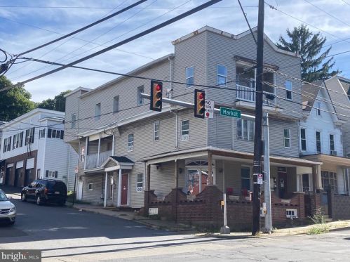 1201 Market St, Primrose, PA 17901-2217