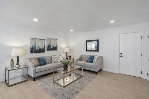 501 Crosslees Dr, San Jose CA  95111-1828 exterior