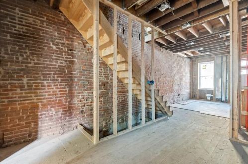 136 42 St, Pittsburgh PA 15201-9998 exterior