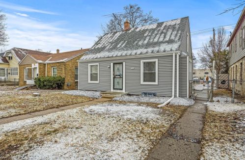 3808 36th St, Milwaukee, WI 53221-1010