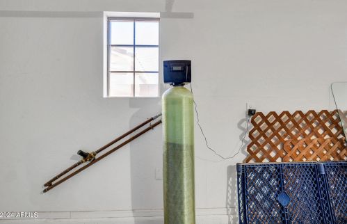 2542 Indian Wl Pl, Chandler AZ 85249-4168 exterior