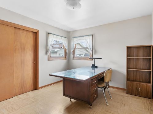 1410 31 St, Manitowoc WI 54220-5406 exterior