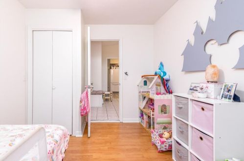 9 Ashby St, Providence RI 02919-6604 exterior