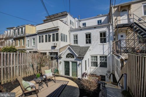 2812 27 St, Washington DC 20007-3144 exterior