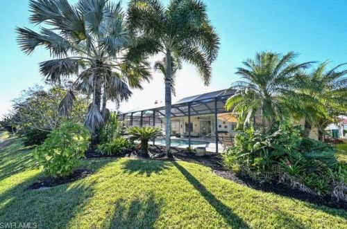 3439 Allegheny Ct, Naples FL 34120-4439 exterior