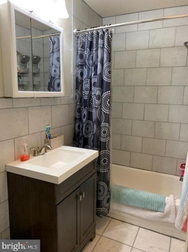 500 20th St, Philadelphia PA  19146-3810 exterior