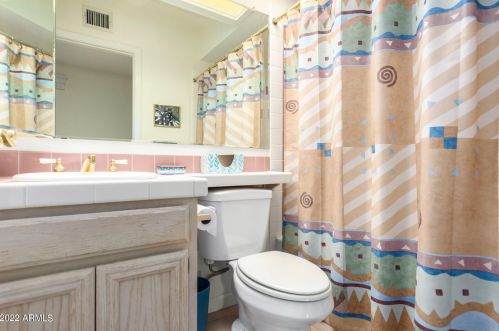 9418 51st St, Phoenix AZ 85044-2313 exterior