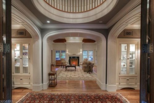 22 Schoolhouse Ln, Morristown, NJ 07960-3326