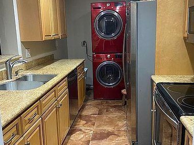 441 10 Ave, Boynton Beach FL 33435-3040 exterior