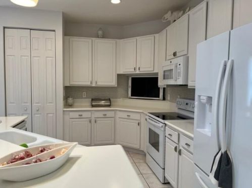 6934 Southport Dr, Boynton Beach FL 33472-6901 exterior