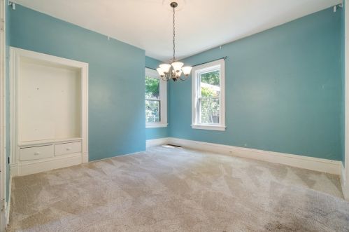 663 Frst Ave, Pittsburgh PA 15202-2925 exterior