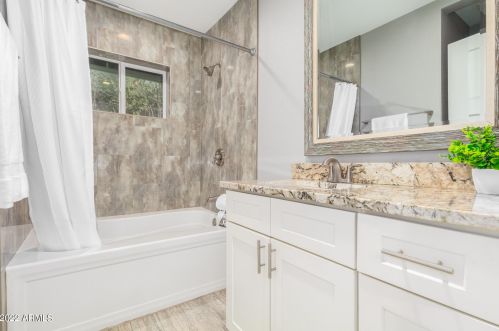 3421 16 Ave, Phoenix AZ 85021-5419 exterior