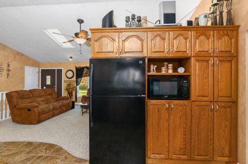 8415 Hidden Dr, Middlevle MI 49333-9186 exterior