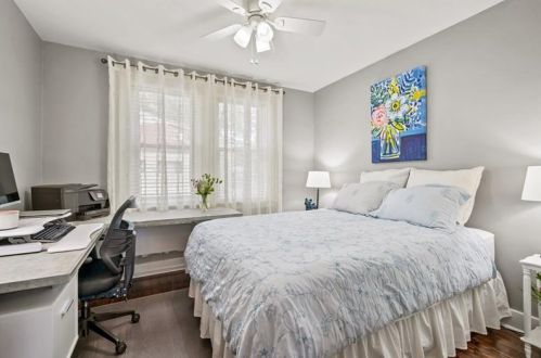 563 Allenby Ave, Pittsburgh PA 15218-1303 exterior