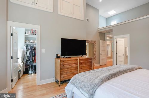 219 Morgan St, Washington DC  20001-1217 exterior