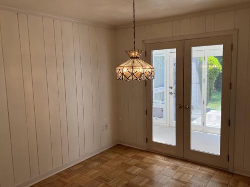 304 Espanola Ave, Kalamazoo MI  49004-1104 exterior