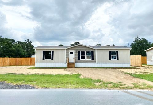 337 Cypress Ave, Defuniak Springs, FL 32433-7538