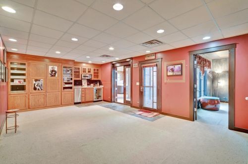 7611 Oakridge Ct, Bull Valley IL 60012-1600 exterior