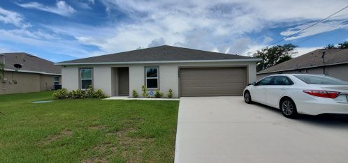 1062 Sudder Ave, Fort Pierce FL  34953-1511 exterior