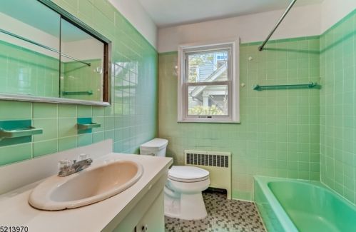 54 Nishuane Rd, Montclair NJ  07042-2425 exterior