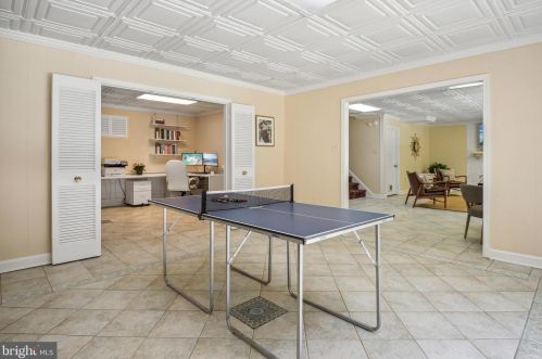 11008 Stanmore Dr, Rockville MD exterior