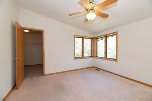 6450 2 St, Kalamazoo MI 49007-4909 exterior