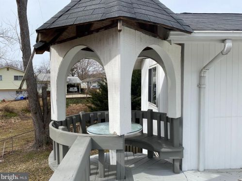 4710 Kemper St, Rockville MD 20853-2918 exterior