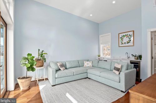 238 Parker St, Washington DC 20002-3528 exterior