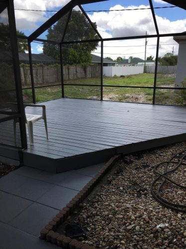 2437 Monterrey Ln, Fort Pierce FL 34953-2032 exterior