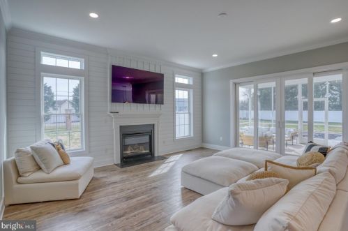 1 Ashburn Dr, Lewes DE 19958-9759 exterior