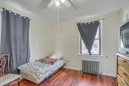 145 Wallace Ave, Mount Vernon NY 10552-3259 exterior