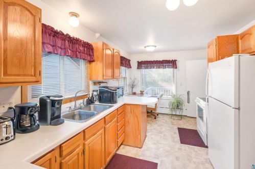 150 Ideal St, Duluth MN 55811-4758 exterior