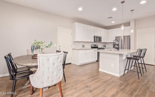 17237 9th Pl, Phoenix AZ 85022-7857 exterior