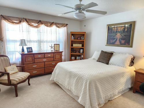 10701 Hartwick Dr, Fort Pierce FL 34987-1924 exterior