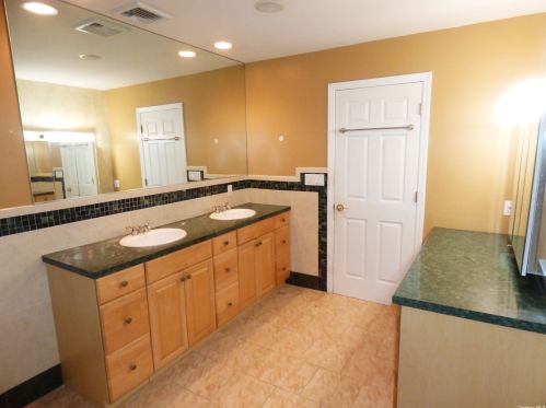 45 Nichols Rd, Huntington Station NY 11746-3474 exterior