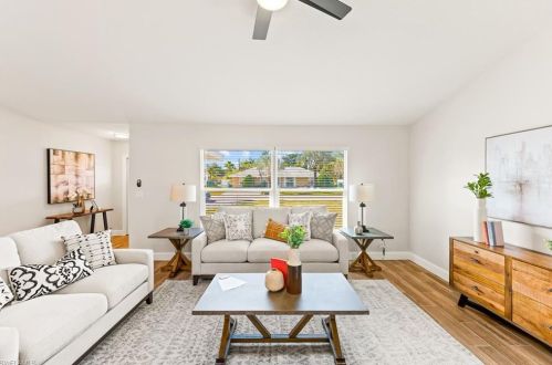 5301 21 Pl, Naples FL 34116-6863 exterior