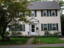 340 Wolcott St, Newton, MA 02466-1510