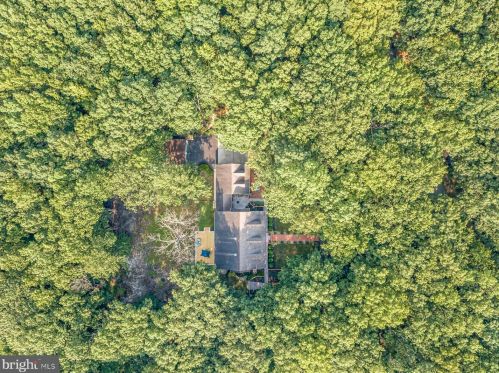 4 Laurel Dr, Harrison Township, NJ 08062-9652