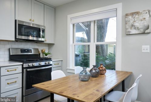 614 Alfred St, Alexandria VA  22314-1823 exterior