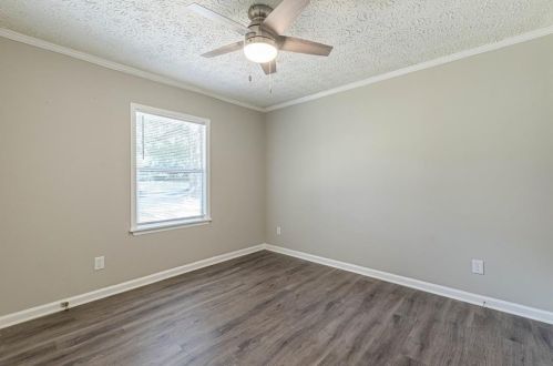 3250 Mount Gilead Rd, Atlanta GA  30311-5202 exterior